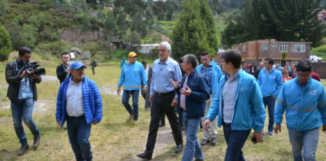 Enrique Peñalosa recorre proyecto CERESA - IDIPRON
