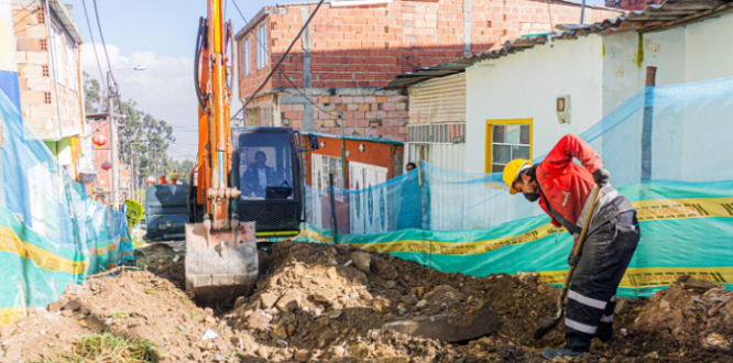 Construcción de vía de acceso en Aguas Claras San Cristóbal