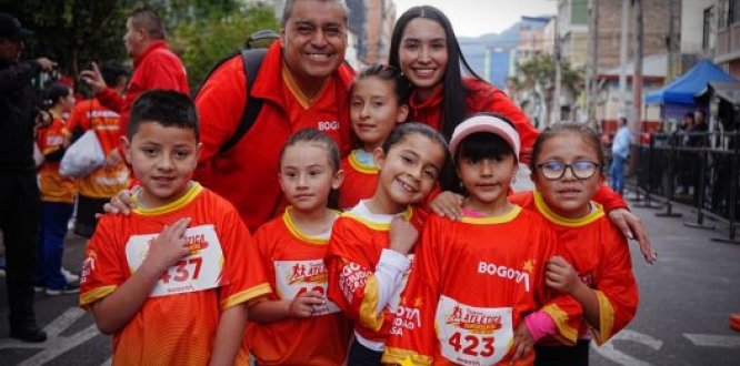 Participantes de la Carrera Atlética RUN 2026 comparte