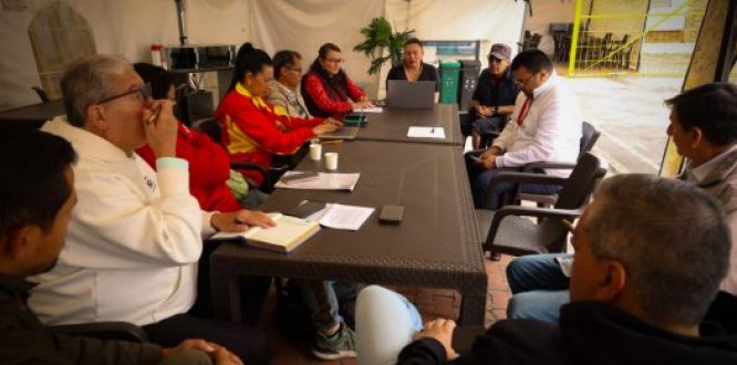 imagen de reunion medios comunitarios imagen de reunion medios comunitarios