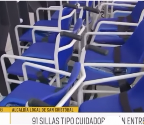  ¡Gran noticia! La Alcaldía de San Cristóbal está entregando 224 sillas de ruedas y 248 kits cognitivos para mejorar la calidad de vida de personas con capacidades diversas.